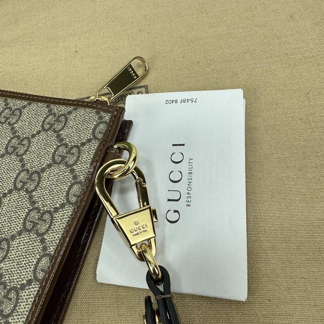 Gucci Clutch Bags